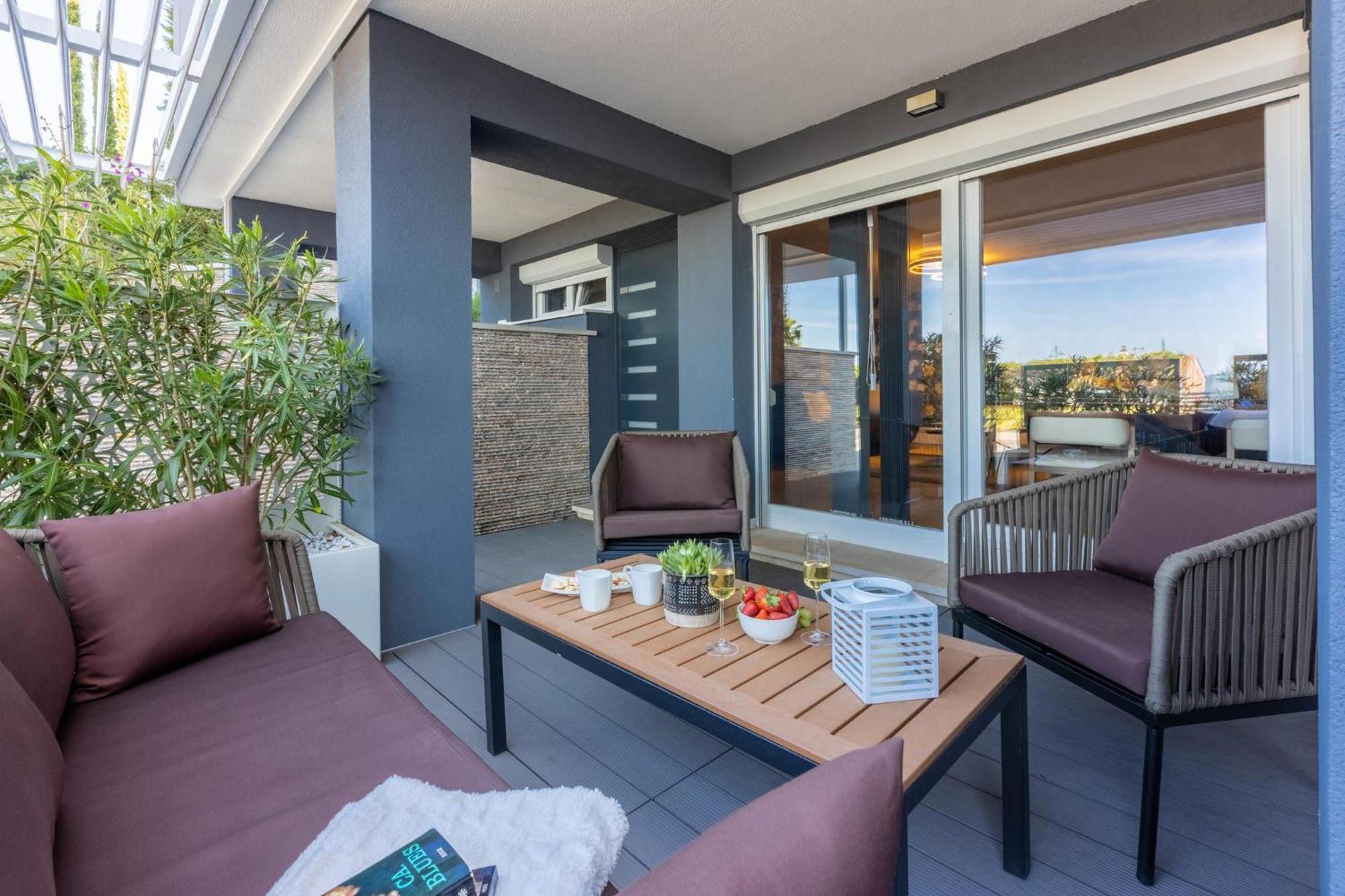 Panoramica Apartment With Whirlpool Crikvenica Esterno foto